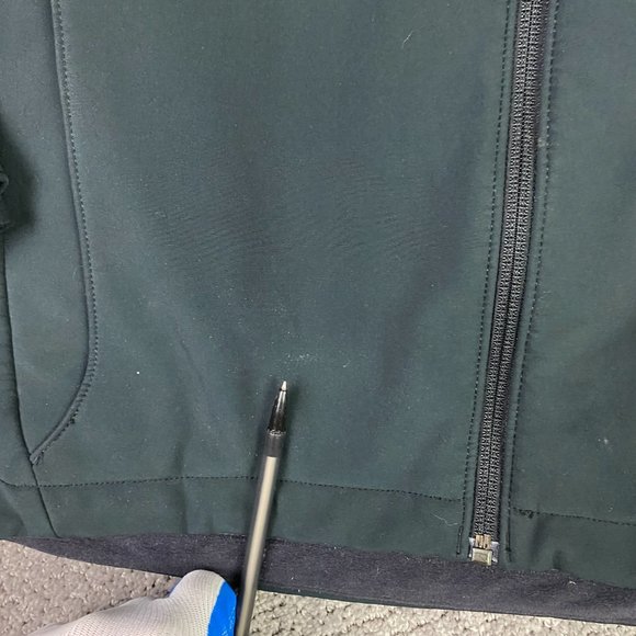 Mountain Hardwear Softshell Jacket - Picture 5 of 14